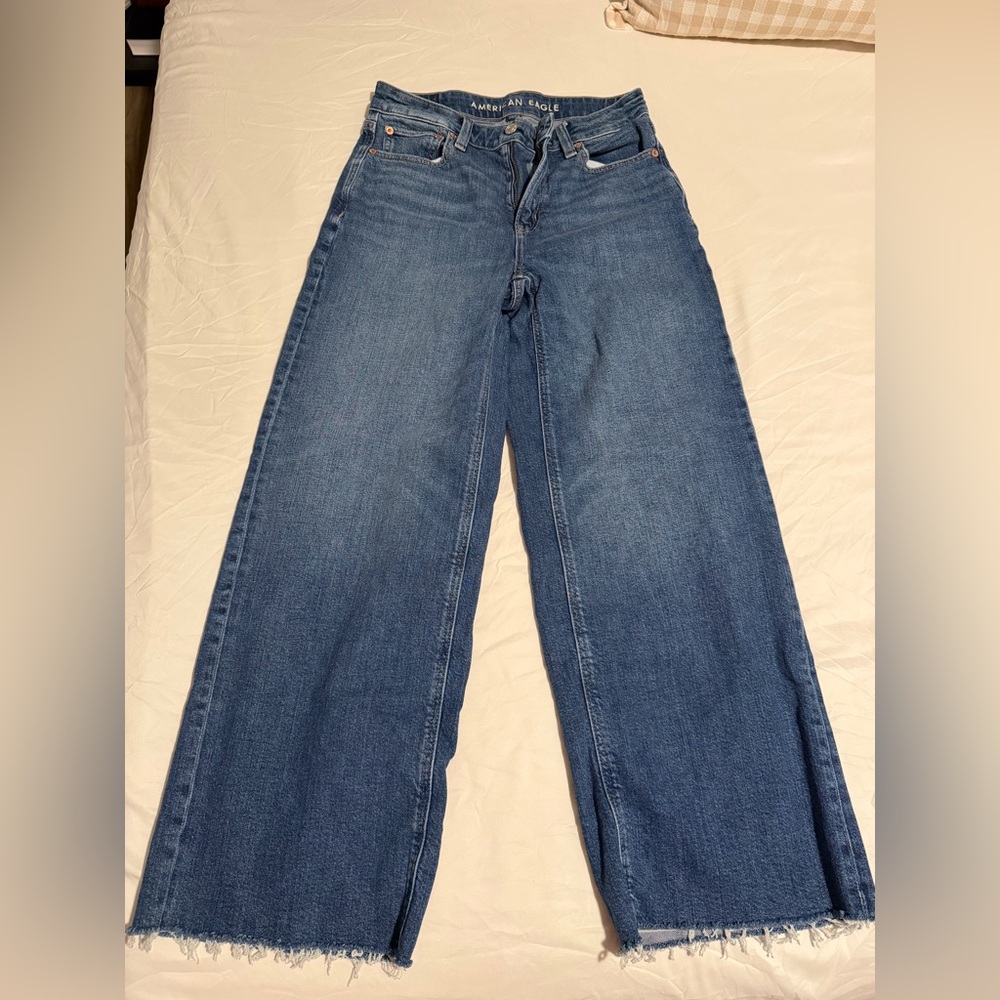 American Eagle Outfitters Women's Stovepipe Blue Jeans 2S
